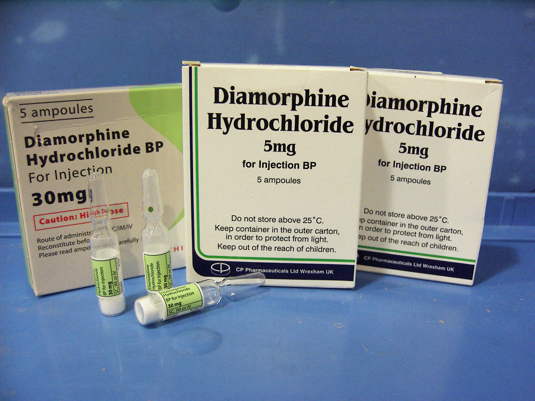 pharmaceutical heroin diacetylmorphine ampoules